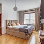Apartament Elegant 2-bedroom In Center Wilno