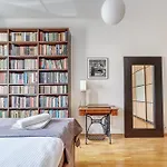 Elegant 2-bedroom In Center * Wilno