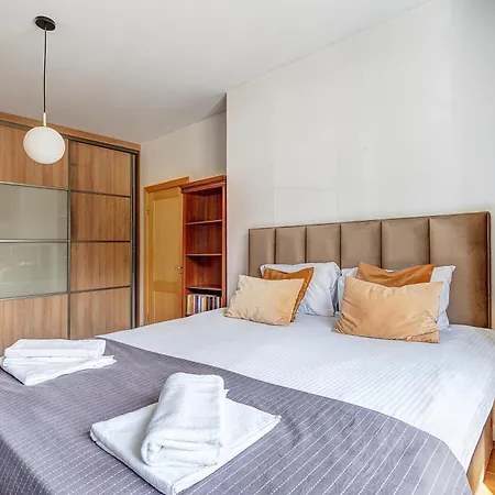 公寓 Elegant 2-bedroom In Center