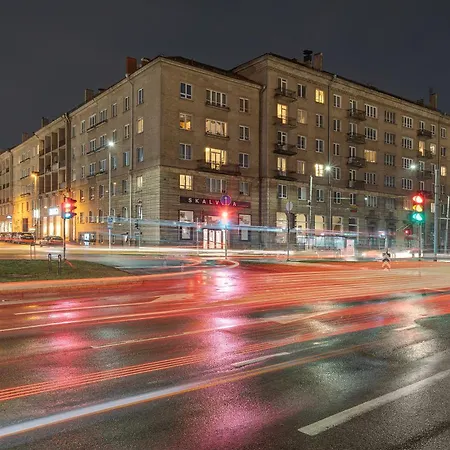 Апартаменты Elegant 2-bedroom In Center