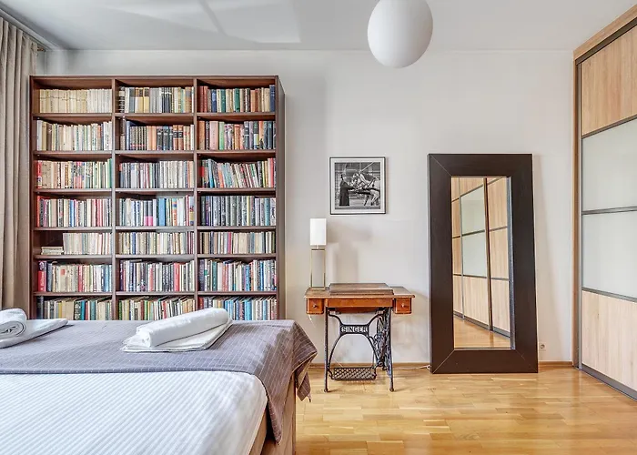 Elegant 2-bedroom In Center * Βίλνιους